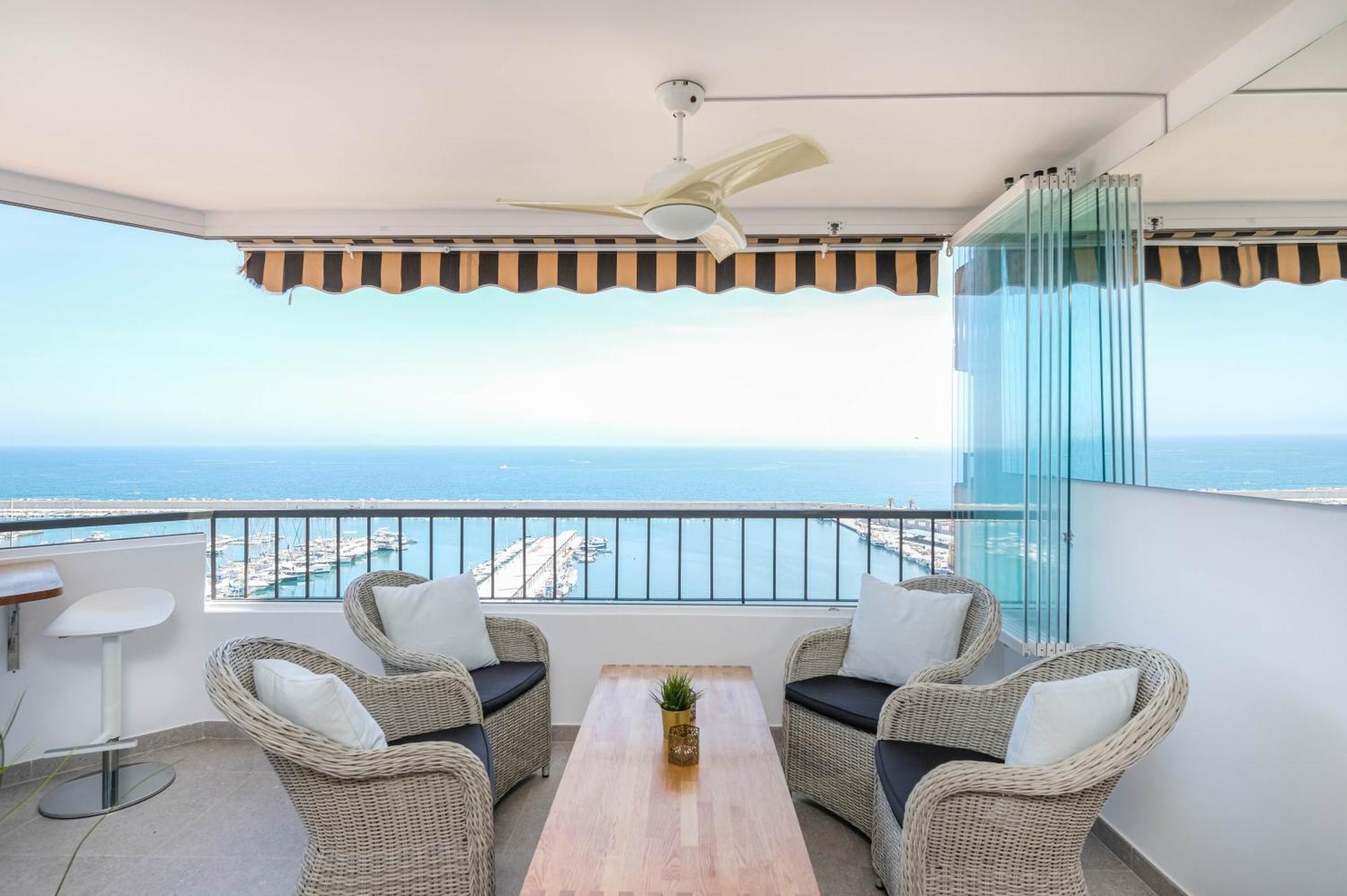 119-Magnificent Beach Front Apartment, Fuengirola Eksteriør billede
